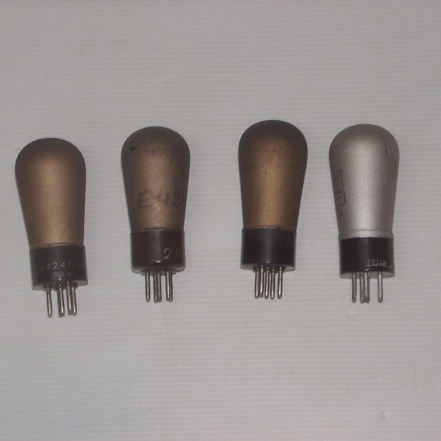4 tubes E 424 N
