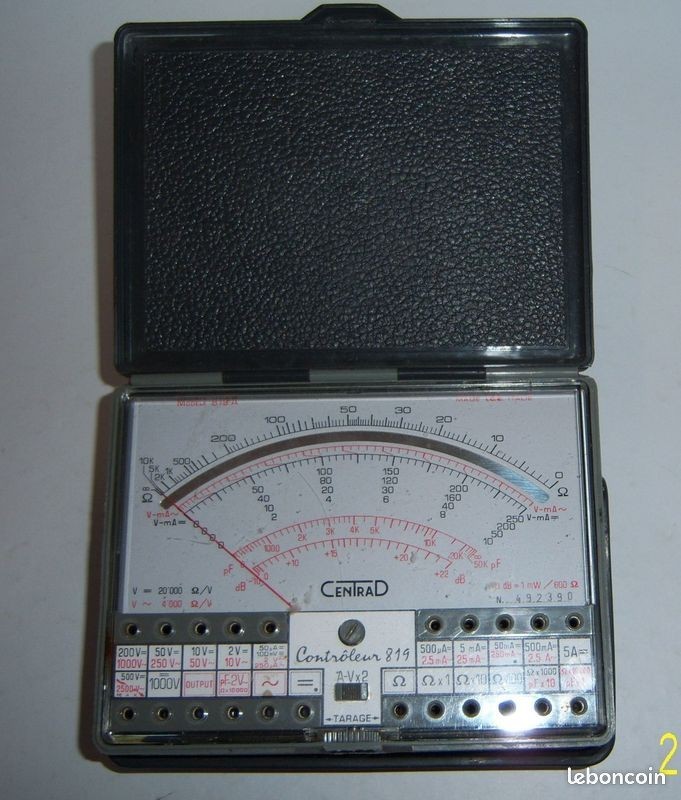 Multimètre Contrôleur CENTRAD 819A