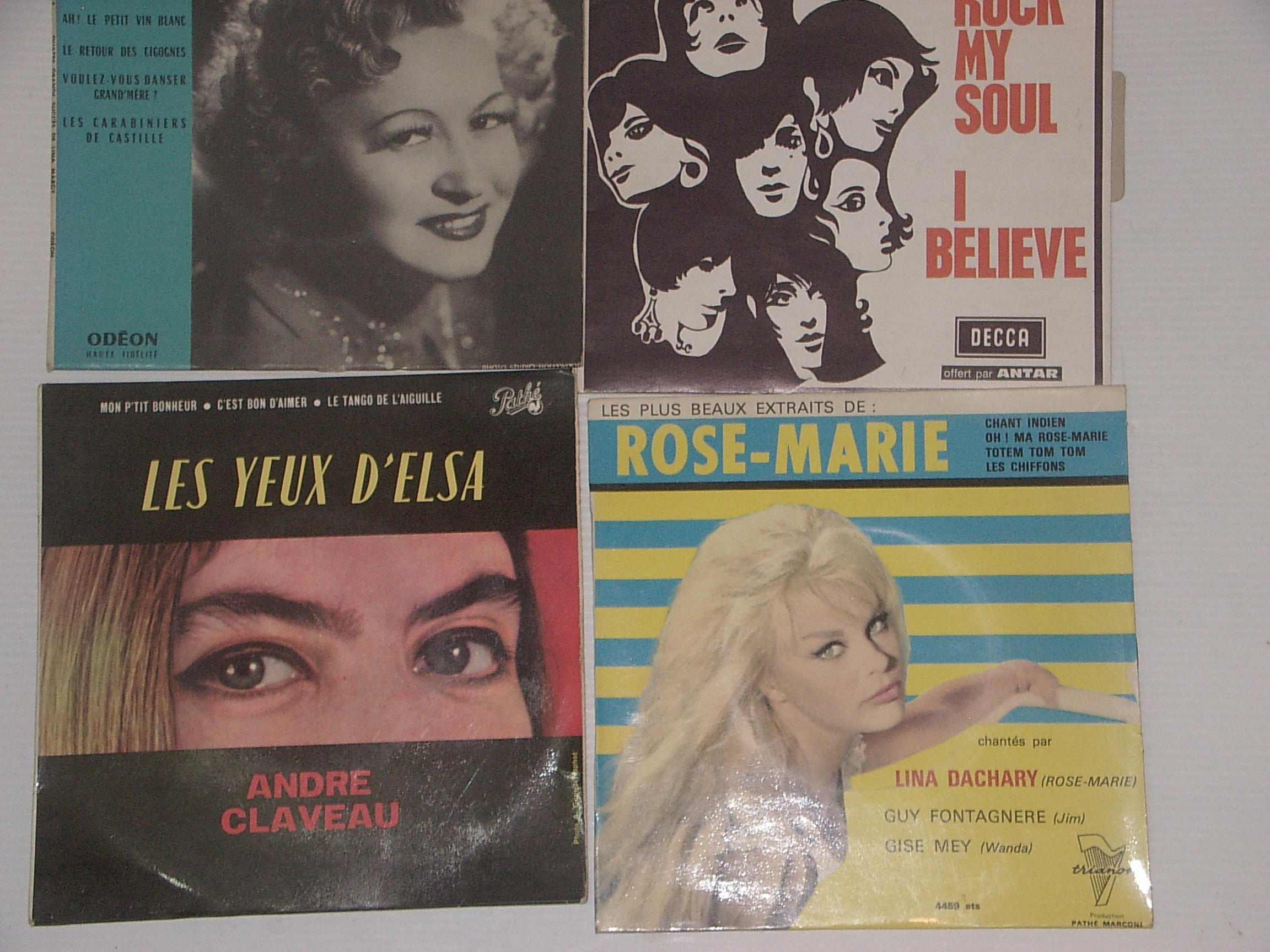 1 lot de 30 disques  neufs 45 tours