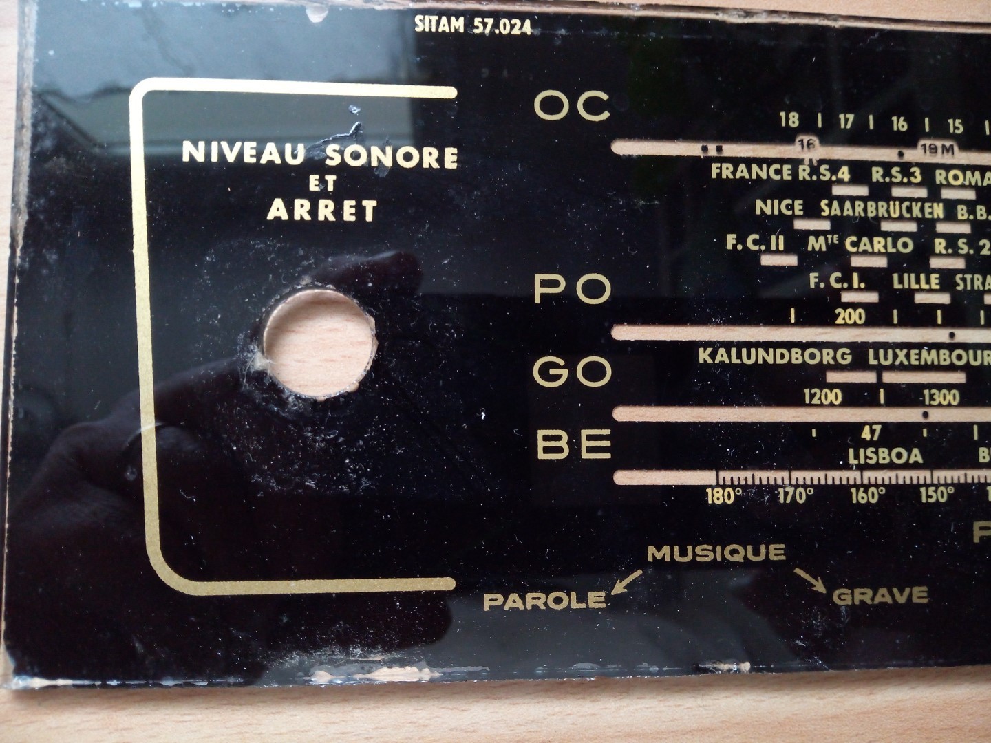 SCHNEIDER , enjoliveur plastique , vitre et bloc