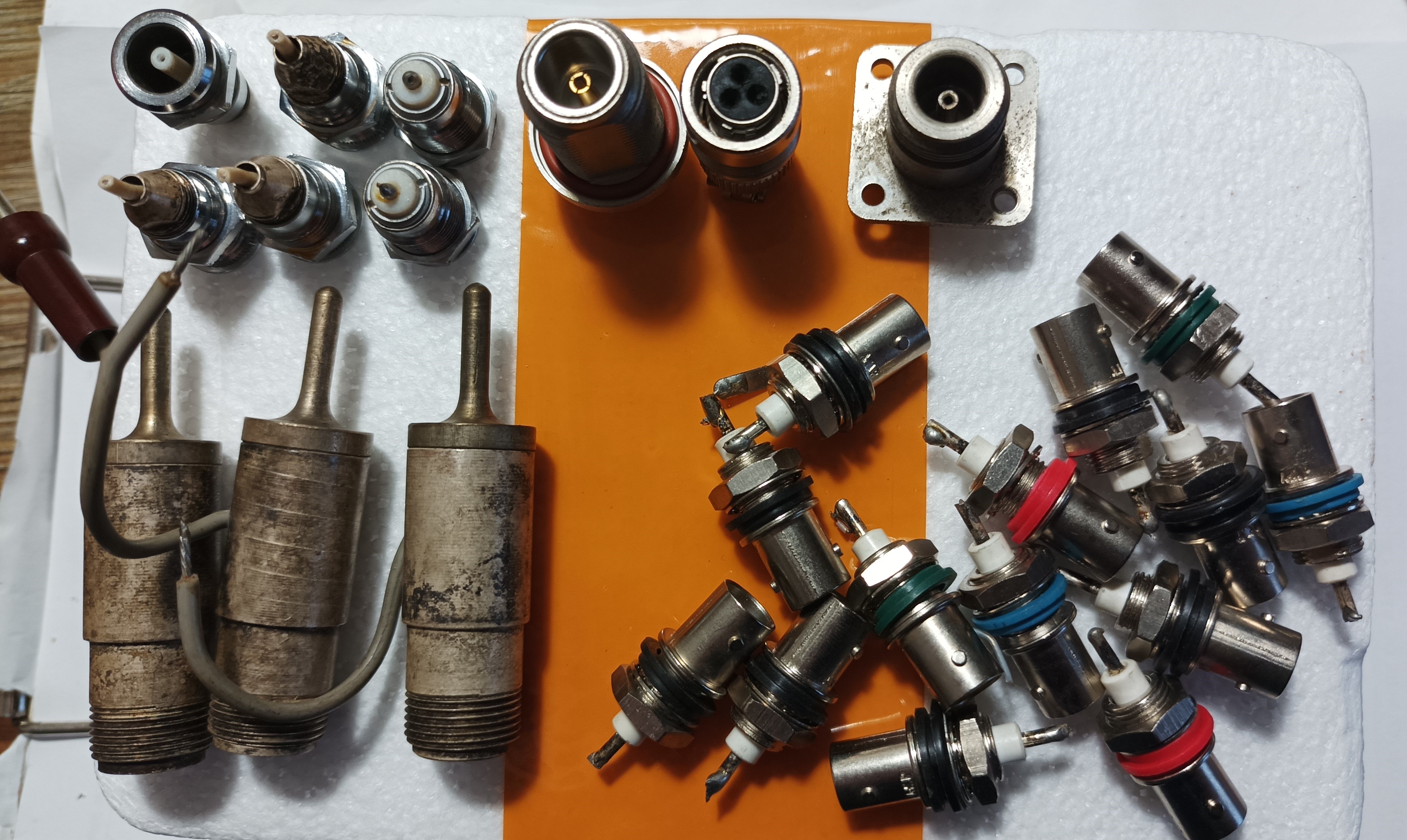 Lot de connecteurs divers