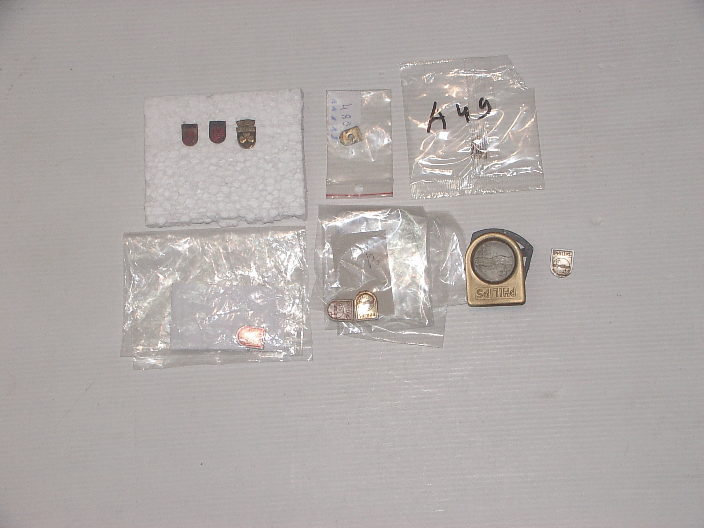 1 lot de 10 Logos de postes Philips et Grundig