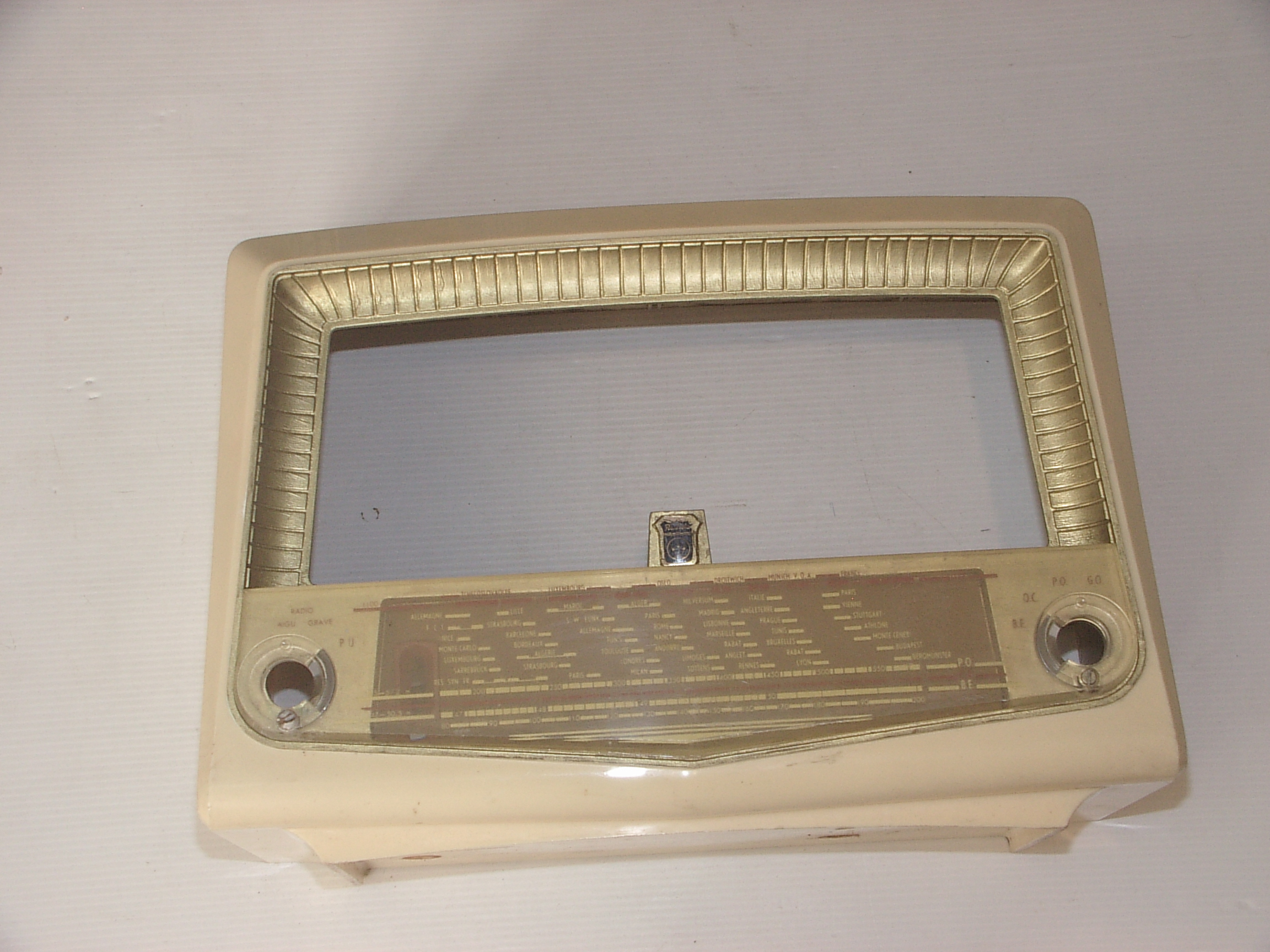 Caisse de poste Radiola RA 364 A