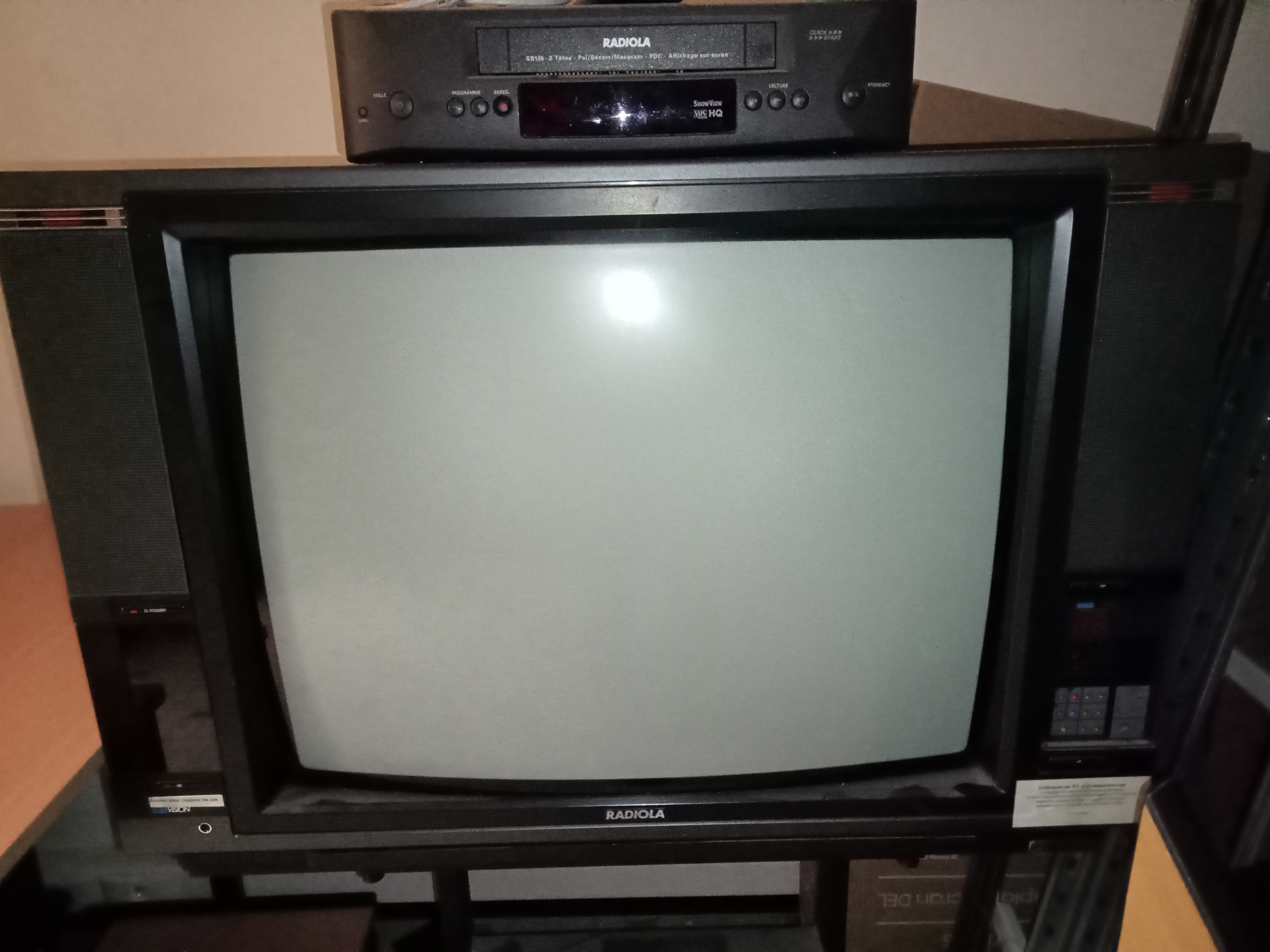 téléviseur Radiola