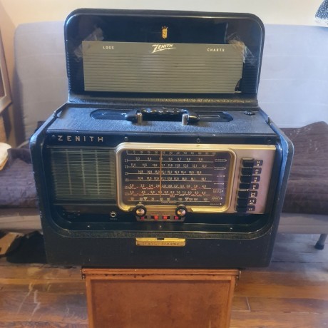 radio-zenith-1957-big-0