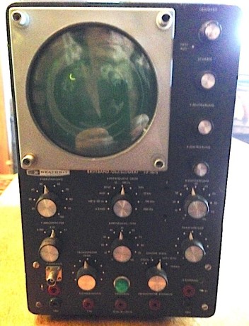 oscilloscope-daystorm-heathkit-10-30-s-vintage-big-0