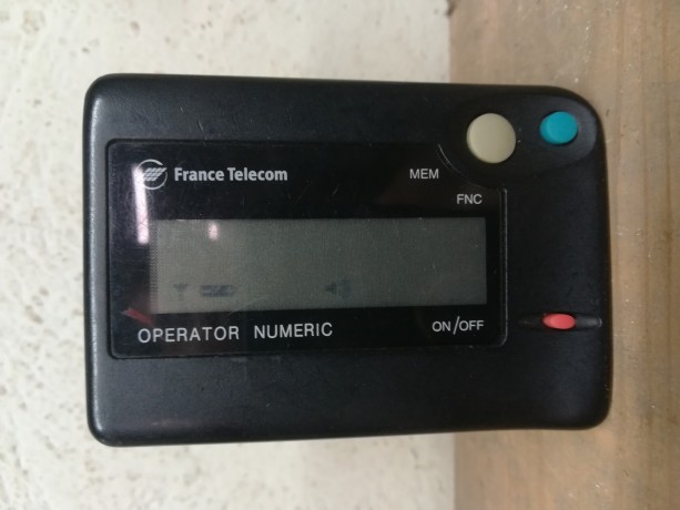pager-operator-numeric-big-2
