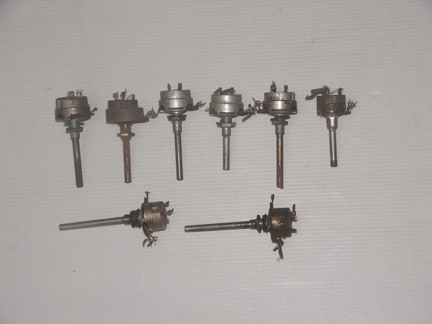 1-lot-de-8-potentiometres-500-k-avec-intres-big-0