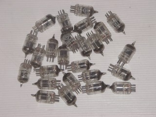 1 lot de 25 tubes 6AK5W CV 850