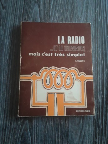 la-radio-et-la-television-cest-tres-simple-e-aisberg-big-0