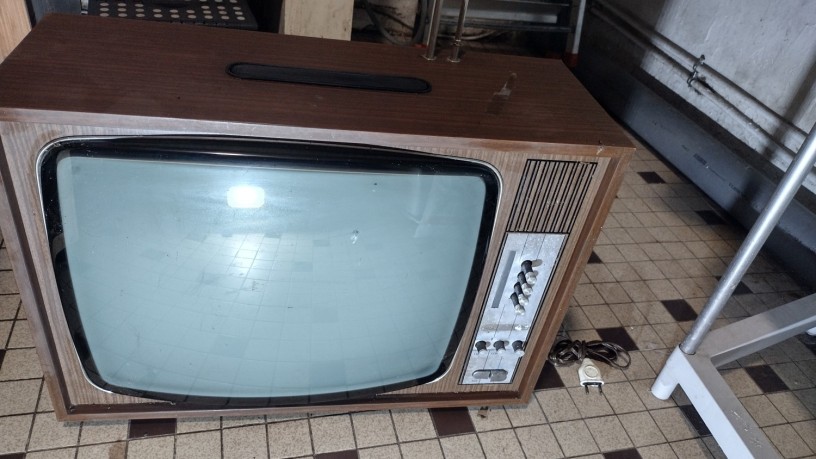 tv-vintage-big-0