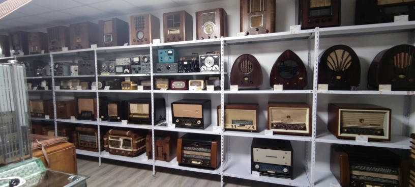 exposition-radios-anciennes-big-0