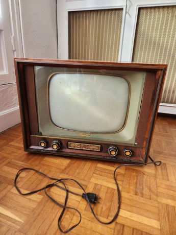 oceanic-tv-vintage-television-modele-empire-43-ambassadeur-54-date-de-1959-big-0