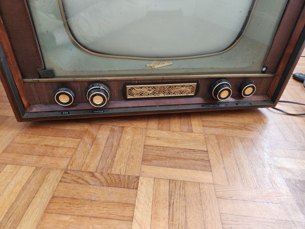 oceanic-tv-vintage-television-modele-empire-43-ambassadeur-54-date-de-1959-big-2