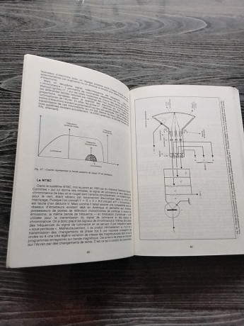 les-magnetoscopes-et-la-television-claude-gendre-big-9