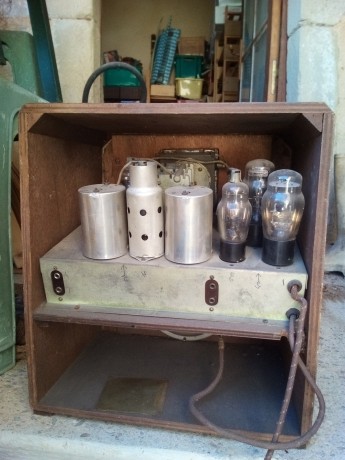 vend-lots-3-radios-50-big-4