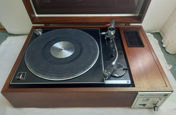 platine-toshiba-sr-50-big-1