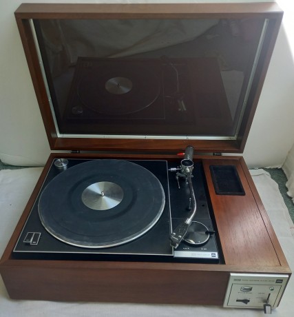 platine-toshiba-sr-50-big-0