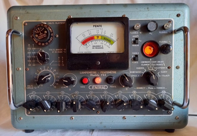 lampemetre-pentemetre-modele-752-centrad-big-0