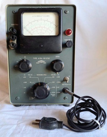 volmetre-electronique-type-a-204-n4745-ferisol-big-0