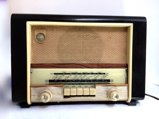 VENDS radio
