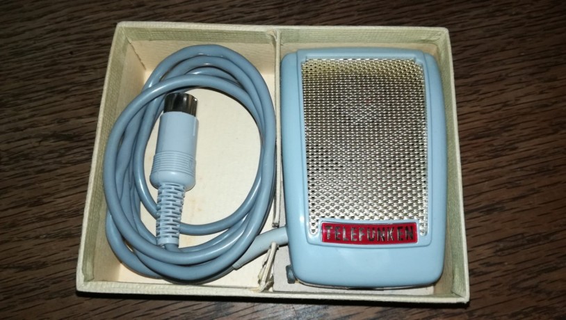 microphone-telefunken-d-11-b-big-0