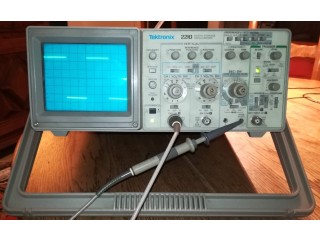 Oscilloscope Tektronix 2210